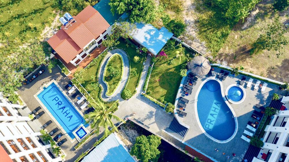 Praha Hotel Phú Quốc