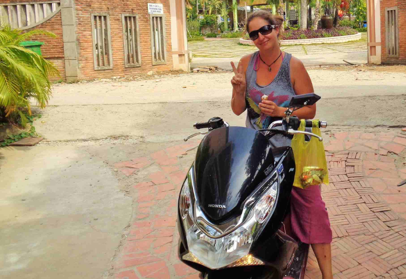 Cho thuê xe moto