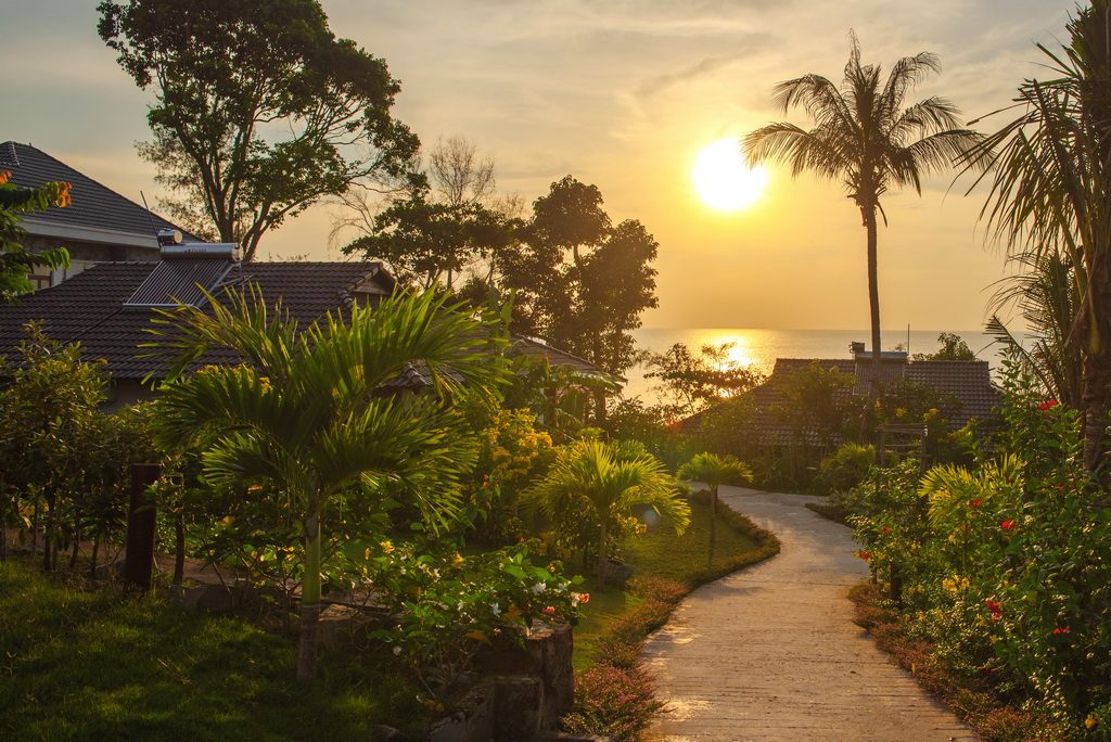 Camia Resort & Spa