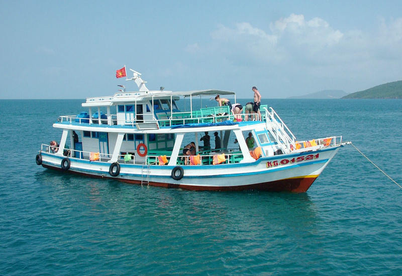 Tour: câu cá xế chiều và câu mực về đêm