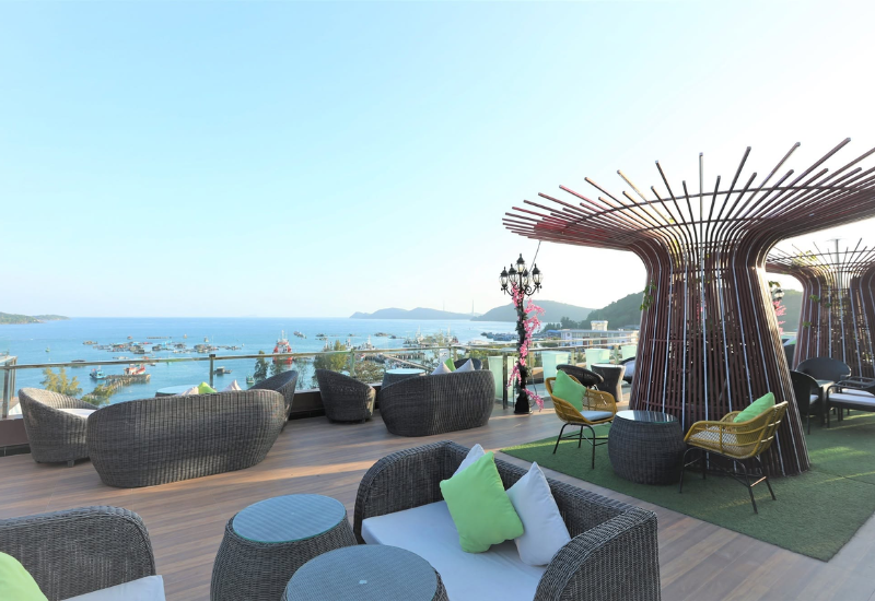 Phụng Hưng Boutiquw Hotel - Doanh nghiệp Phú Quốc